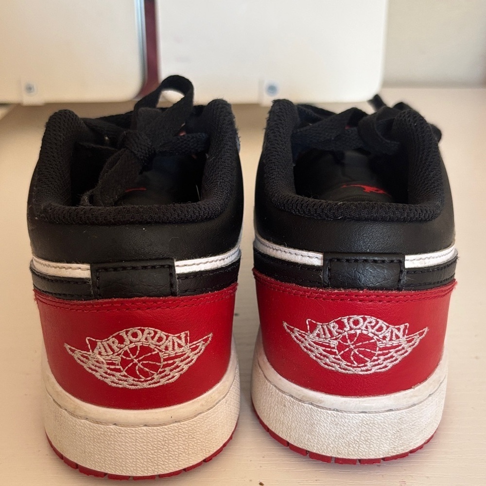 Nike Air Jordan Black and Red Sneakers - Picture 2 of 6